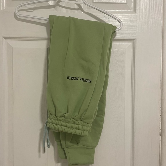 Green fleece lined sweat set - Picture 2 of 2